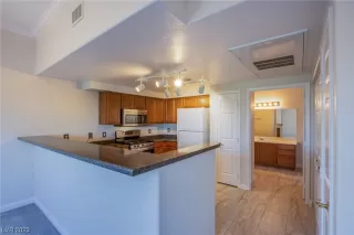 Photo #6: 2547014 Listing 