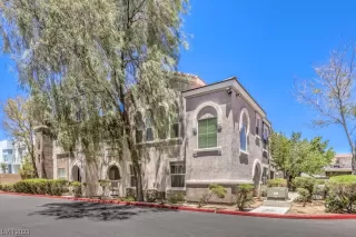 Photo #1: 2547082 Listing 