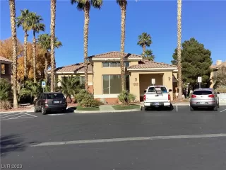 Photo #2: 2547101 Listing 