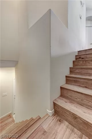 Photo #4: 2547110 Listing 