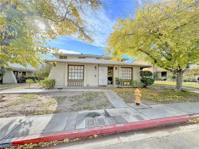 MLS: 2547142 Condo For Sale