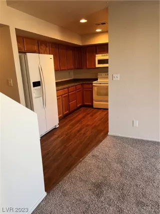 Photo #6: 2547148 Listing 