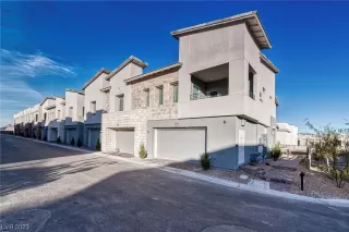 Photo #1: 2547202 Listing 
