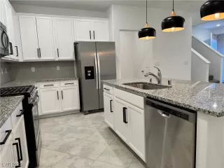 Photo #1: 2547226 Listing