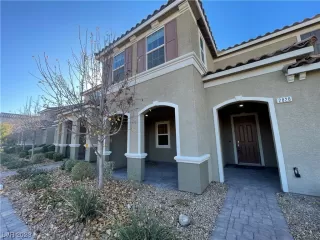 Photo #2: 2547226 Listing