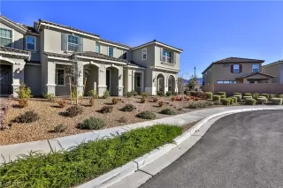Photo #3: 2547246 Listing 