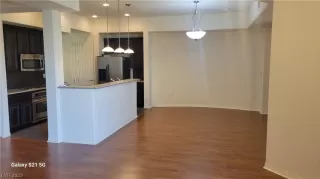 Photo #2: 2547267 Listing