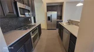 Photo #5: 2547267 Listing