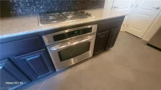 Photo #6: 2547267 Listing