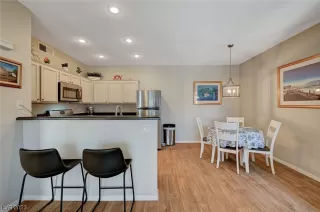 Photo #6: 2547293 Listing 