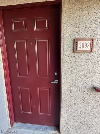 Photo #2: 2547300 Listing 