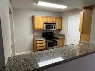 Photo #3: 2547300 Listing 