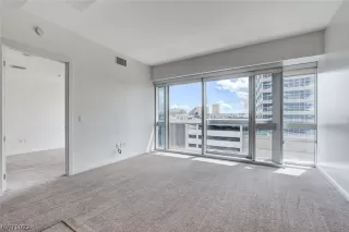 Photo #5: 2547302 Listing 