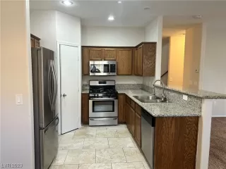 Photo #2: 2547330 Listing 