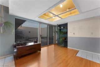 Photo #6: 2547334 Listing