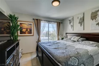 Photo #5: 2547431 Listing