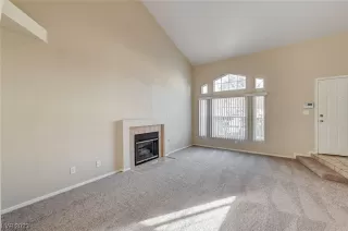 Photo #5: 2547442 Listing