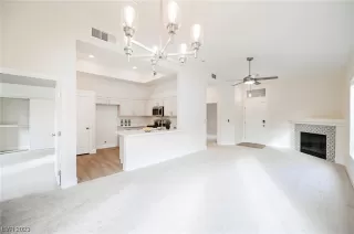 Photo #3: 2547469 Listing