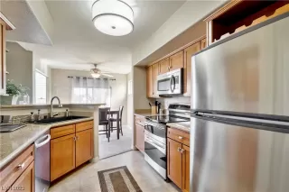 Photo #2: 2547479 Listing