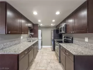 Photo #6: 2547486 Listing 