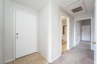 Photo #5: 2547497 Listing