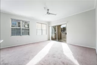 Photo #6: 2547497 Listing