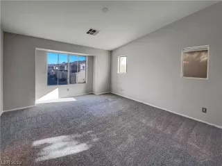 Photo #4: 2547502 Listing