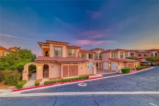 Photo #3: 2547517 Listing 