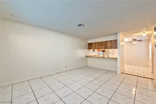 Photo #1: 2547523 Listing 