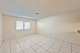 Photo #2: 2547523 Listing 