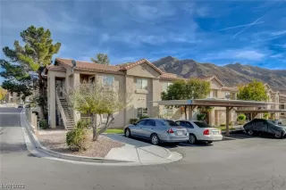 Photo #5: 2547526 Listing