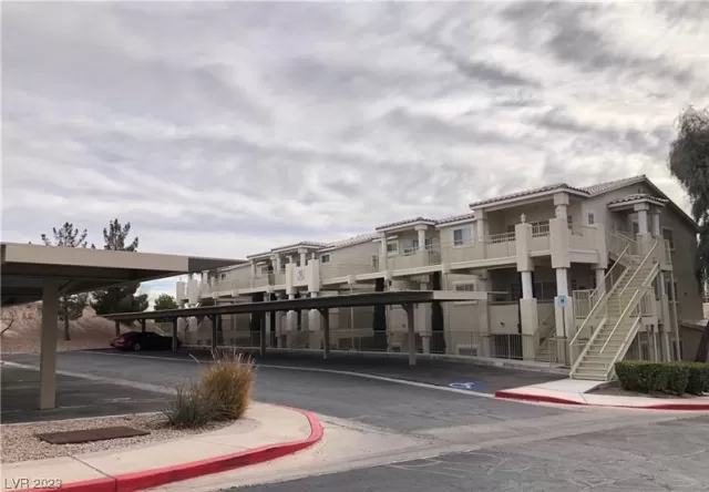 MLS: 2547551 Condo For Sale