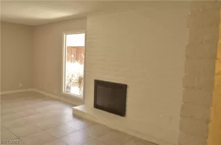 Photo #3: 2547581 Listing 