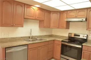 Photo #5: 2547581 Listing 