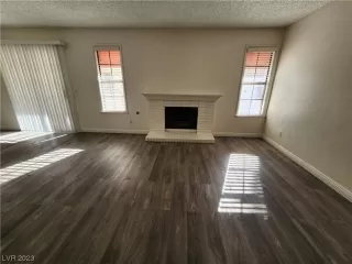 Photo #1: 2547588 Listing 