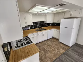 Photo #4: 2547588 Listing 