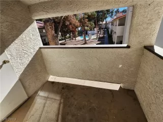 Photo #6: 2547588 Listing 