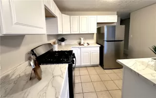 Photo #3: 2547605 Listing 