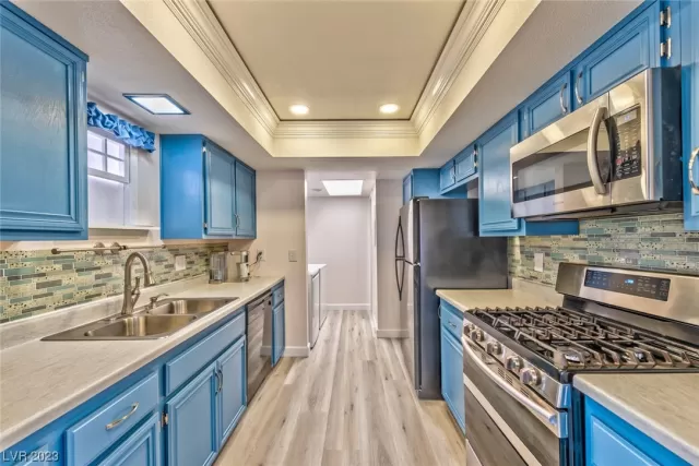 MLS: 2547695 Condo For Sale