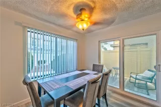 Photo #5: 2547695 Listing