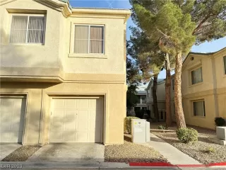 Photo #3: 2547701 Listing 