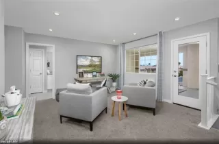 Photo #5: 2547706 Listing