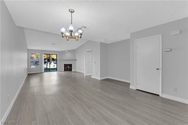 MLS: 2547717 Condo For Sale