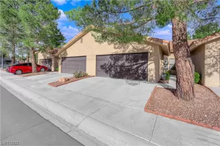 Photo #1: 2547717 Listing