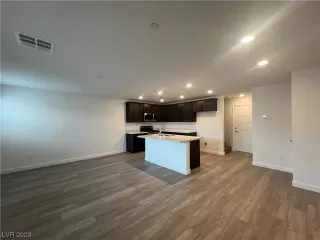 Photo #3: 2547746 Listing 