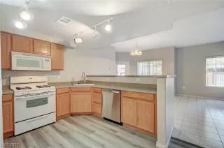 Photo #4: 2547781 Listing 