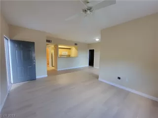 Photo #4: 2547783 Listing 