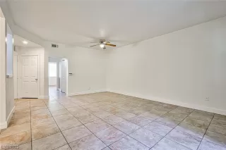 Photo #6: 2547804 Listing 