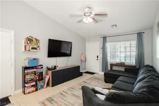 Photo #3: 2547850 Listing 