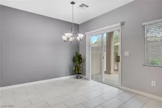 Photo #6: 2547879 Listing 